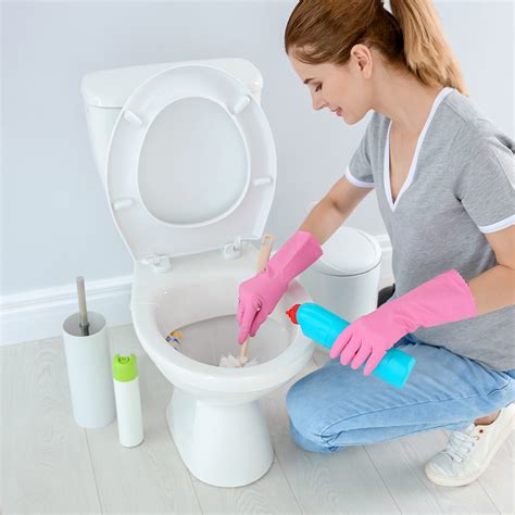 STOP DOING THESE IN THE TOILET | HealthGist.Net