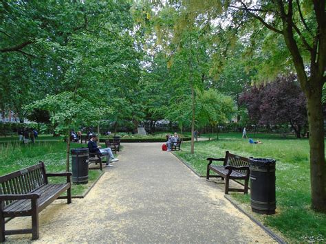 Tavistock Square Gardens © Paul Gillett cc-by-sa/2.0 :: Geograph ...