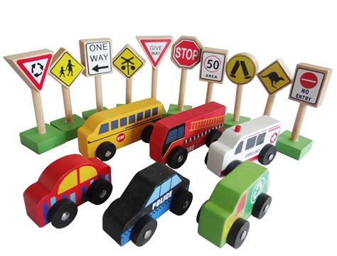 Wooden Children's Educational Toys Set Traffic Knowledge Games Traffic Signs Safety Signs ...