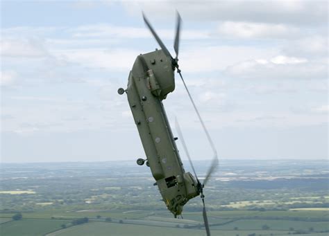 sports: Chinook Helicopter Pictures ...