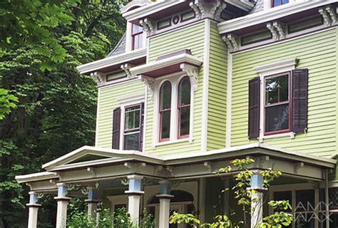 Exterior Historic Paint Colors to Honor Your Victorian Home