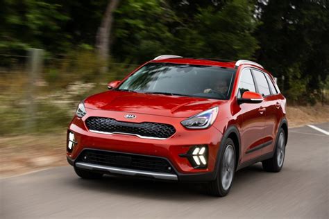 2020 Kia Niro Hybrid Goes Under The Knife, Adds New Tech | Carscoops