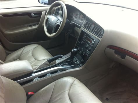 2004 Volvo XC70 - Interior Pictures - CarGurus