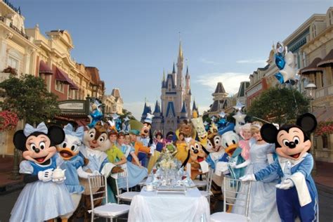 Six Things to know About the Disney Dining Plan at Walt Disney World ...