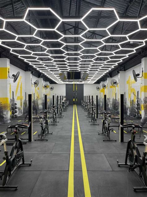 Hexagrid Lighting In a Gym | Gym design interior, Commercial gym design, Gym interior