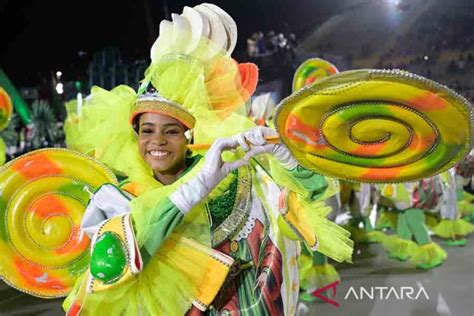 Kemeriahan Karnaval Rio de Janeiro - ANTARA News