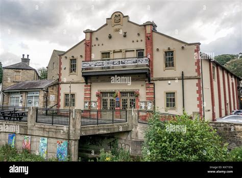 Yorkshire music venue High Resolution Stock Photography and Images - Alamy