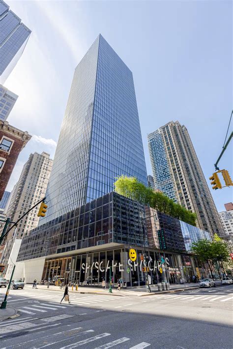 250 West 55th Street, New York, NY Commercial Space for Rent | VTS