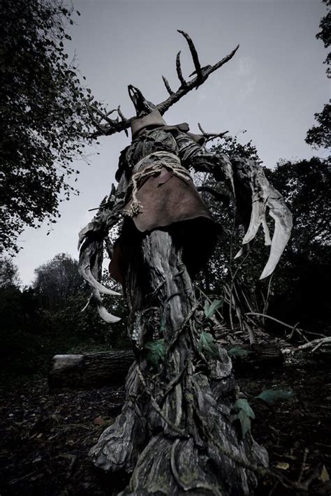 This Leshen Cosplay From The Witcher 3 Is Serious Business | The ...