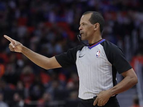 Who is NBA referee Eric Lewis? Learn all about the referee at the heart ...