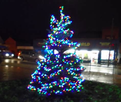 Connah's Quay gets its new Christmas tree after festive 'wigwam' was ...