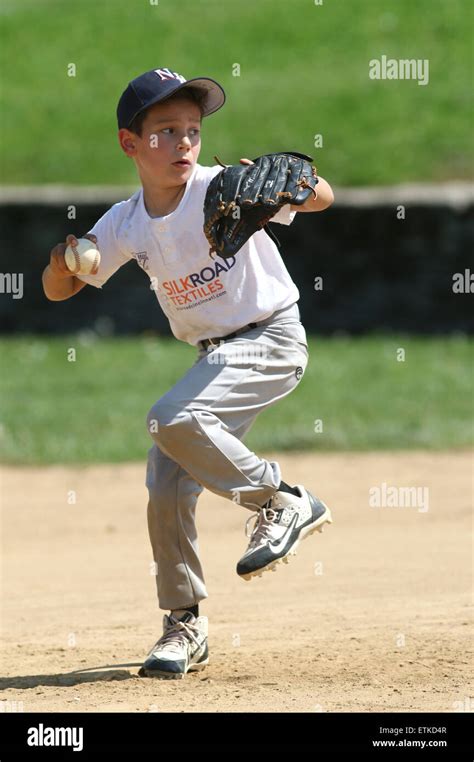 Little League baseball pitcher Ohio Stock Photo - Alamy