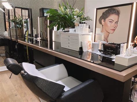 HIGH BROW: THE 5 BEST EYEBROW SALONS IN DUBAI - Grazia Middle East