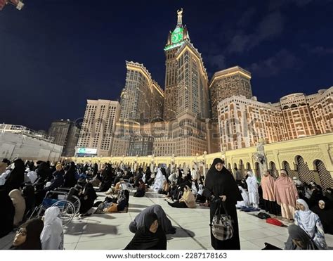 Makkah Saudi Arabiah March 2023 Kaabah Stock Photo 2287178163 ...