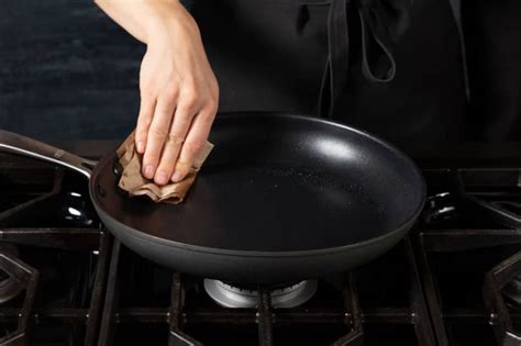 The Dos and Don'ts of Nonstick Cookware | Cook's Illustrated