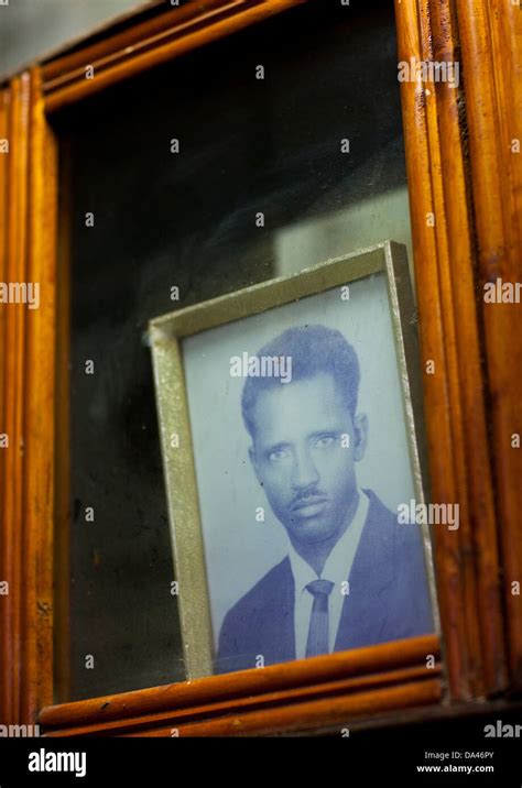 President Isaias Afewerki Portrait In A Bar, Massawa, Eritrea Stock Photo - Alamy