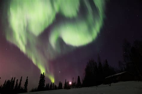 Aurora Borealis Viewing Lodge Fairbanks Alaska | A Taste of Alaska