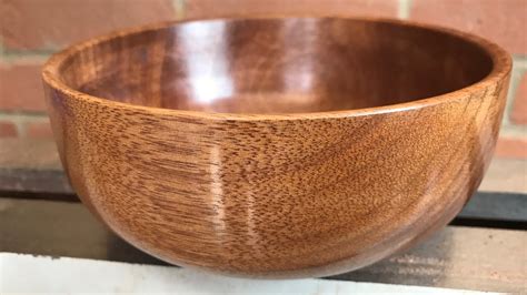 Wood turning - Mahogany Bowl - YouTube