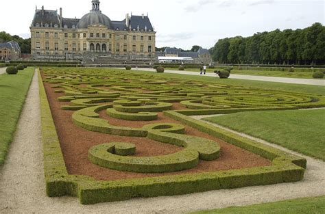 The Gardens of Versailles by André Le Nôtre - PARISCityVISION https ...