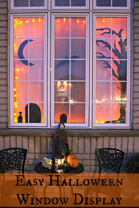 35 Ideas To Decorate Windows With Silhouettes On Halloween - Shelterness