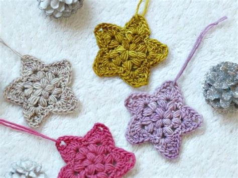 Christmas Star Ornament - Free Crochet Pattern - Truly Crochet