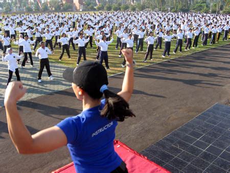 SEHAT BERSAMA SENAM AEROBIK | Indonesia Fitness Trainer Association