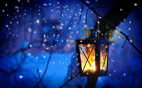 Download Man Made Lantern Wallpaper