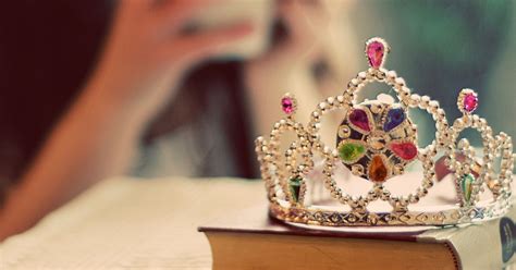 10 Royalty-Inspired Books for YA Readers