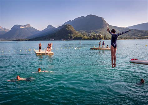 Practise an aquatic activity - Lake Annecy Tourist Office