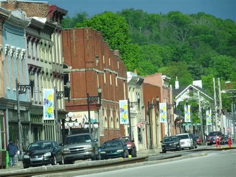 Historic Frankfort, Kentucky - Active Travel Experiences