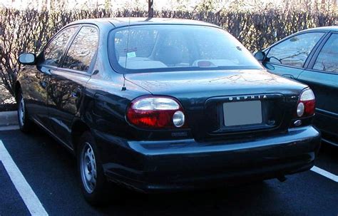 1998 Kia Sephia 4-Door Sedan Automatic LS