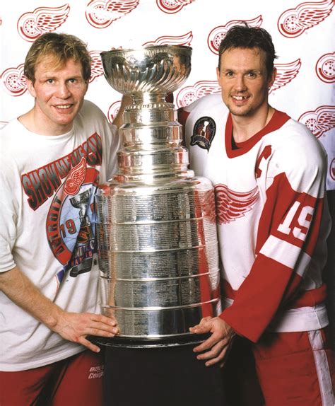 VLADIMIR KONSTANTINOV & STEVE YZERMAN DETROIT RED WINGS 1997 STANLEY ...