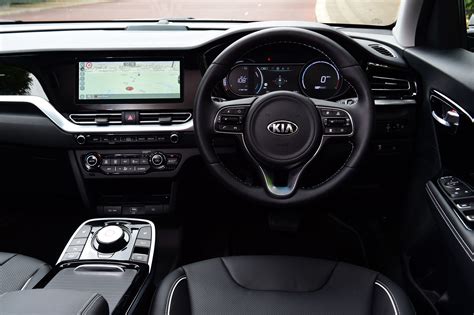 Kia e-Niro interior & comfort | DrivingElectric