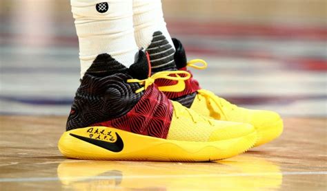 #SoleWatch: Kyrie Irving Comes Up Clutch in a Nike Kyrie 2 PE | Discount nike shoes, Buy nike ...