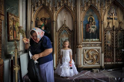 Photos: Roma celebrate religious feast day in Romania