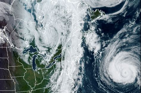 Hurricane Larry makes landfall in Newfoundland - U.S. NHC | Reuters