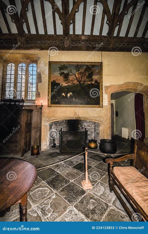 Lytes Cary Manor Grand Hall Fire Place Editorial Stock Photo - Image of ...