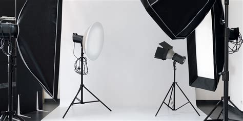 A professional's guide to photography lighting equipment | Ymage