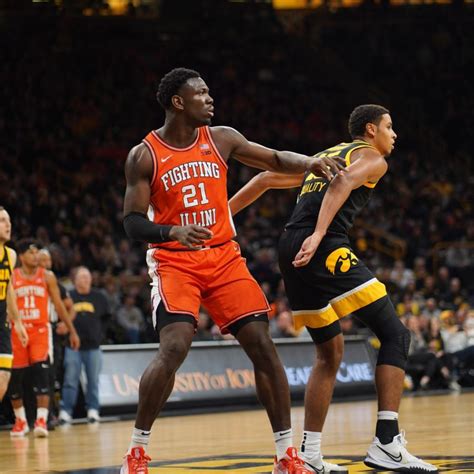 Illini men’s basketball wins first game in Iowa City since 2017, takes ...