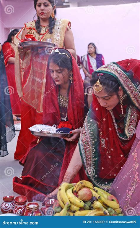 INDIA-RELIGION-HINDU-FESTIVAL Editorial Stock Image - Image of india, happiness: 201168009