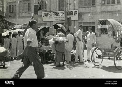 Through the streets of Karachi, Pakistan Stock Photo - Alamy