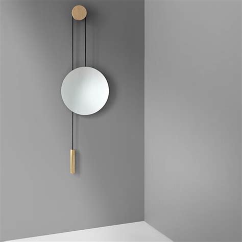 New Works Rise & Shine wall mirror, brass | Pre-used design | Franckly