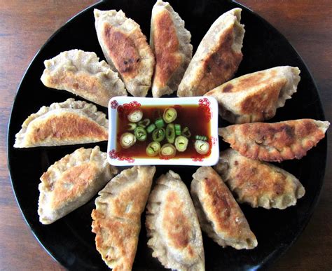 Paleo/AIP mandoo Korean dumplings from Flash Fiction Kitchen | Cheap healthy meals, Recipes, Paleo