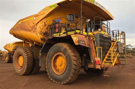 Top 5 Best Dump Truck Brands in Australia | iseekplant