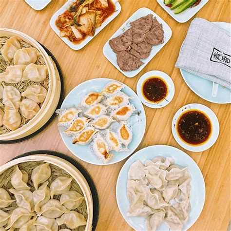 Chinatown Chicago: 22+ Best Restaurants and Things to Do