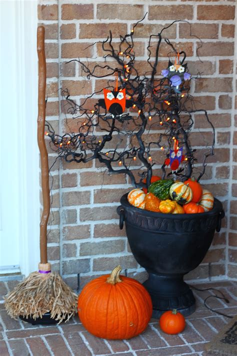 The Shiny Pebble: Fall/Halloween Decor Round Up