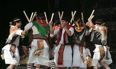 Portuguese Culture And Social Beliefs - WorldAtlas.com