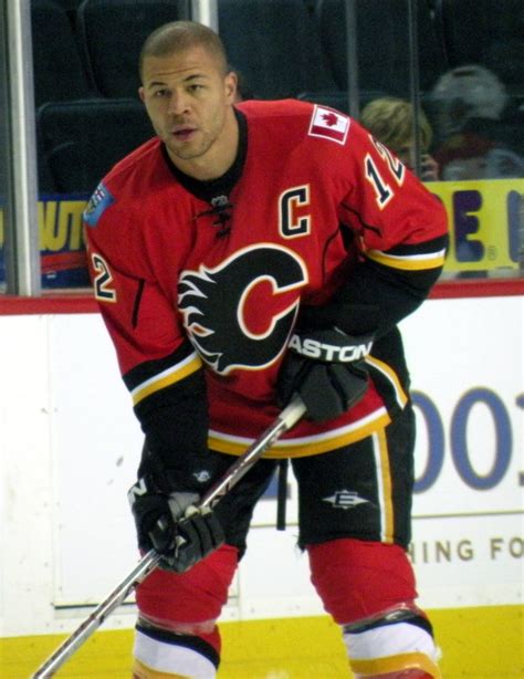 Flames retire no. 12 of Jarome Iginla - Canadian Sport Scene