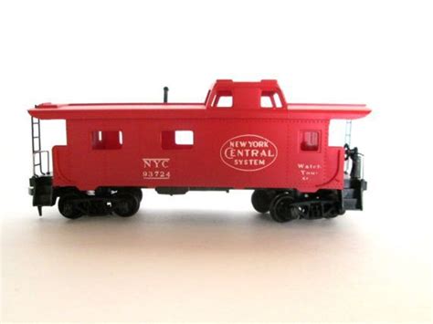 Vintage Red Toy Train by ElmPlace on Etsy, | Toy train, Vintage house, Christmas train