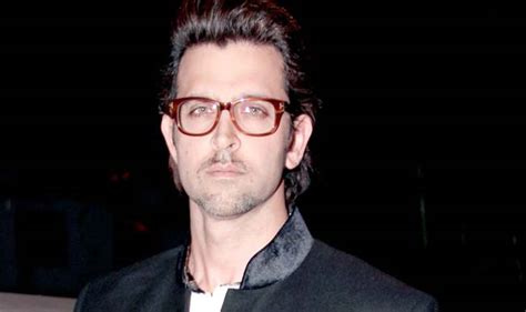 Hrithik Roshan buys new home; turns interior designer | India.com